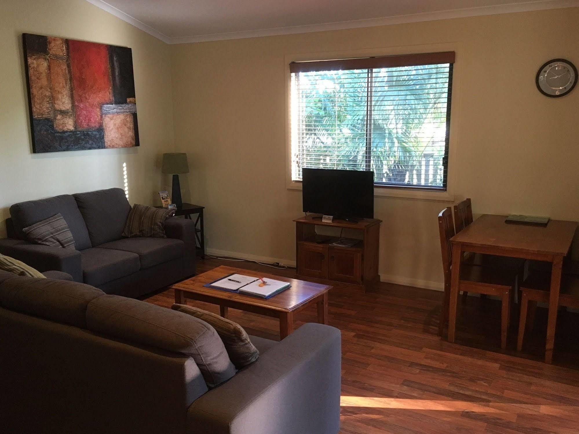 Safety Beach Bungalows Woolgoolga Exterior photo