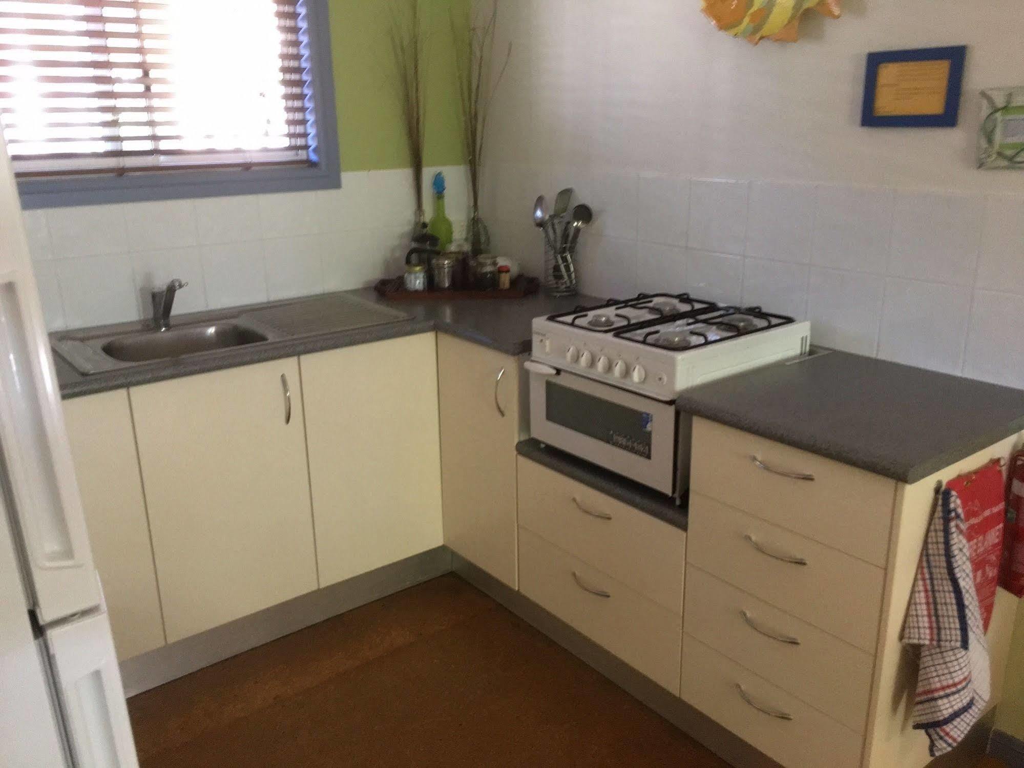 Safety Beach Bungalows Woolgoolga Exterior photo