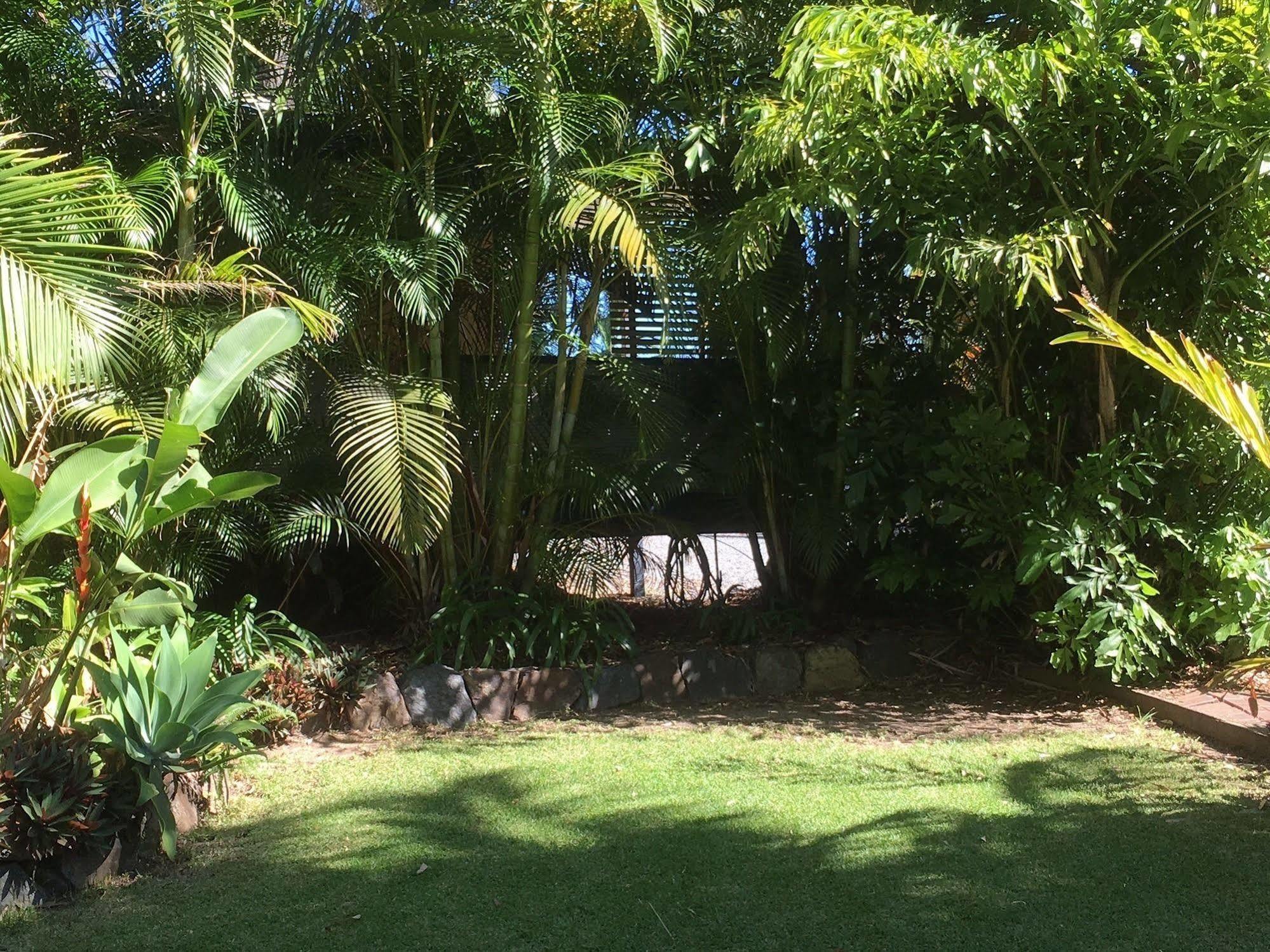 Safety Beach Bungalows Woolgoolga Exterior photo